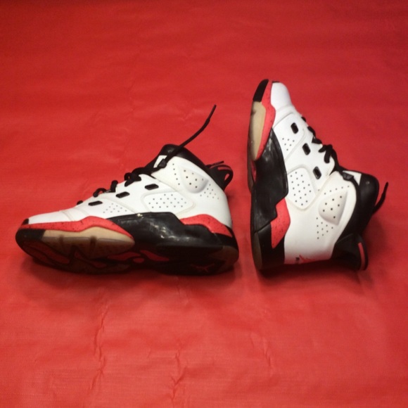 Air Jordan - Picture 1 of 2